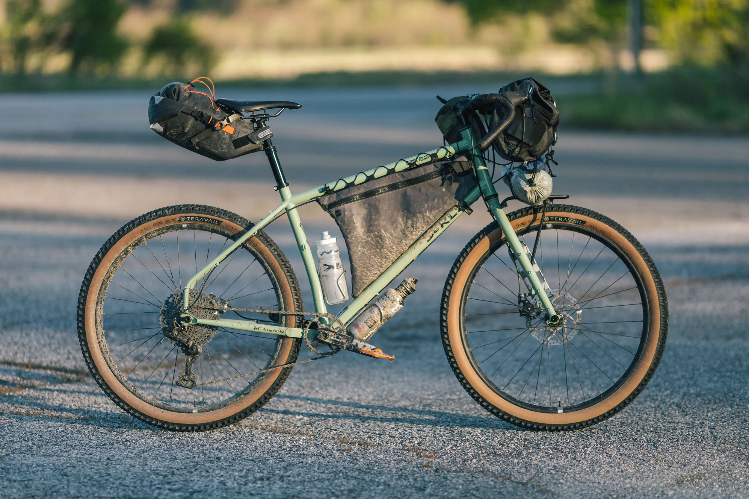 パーツ SURLY GHOST GRAPPLER Surly Ghost Grappler Custom Framebag | Rockgeist Bikepack USA